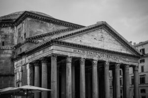 Donna cerca uomo nella città di Roma
